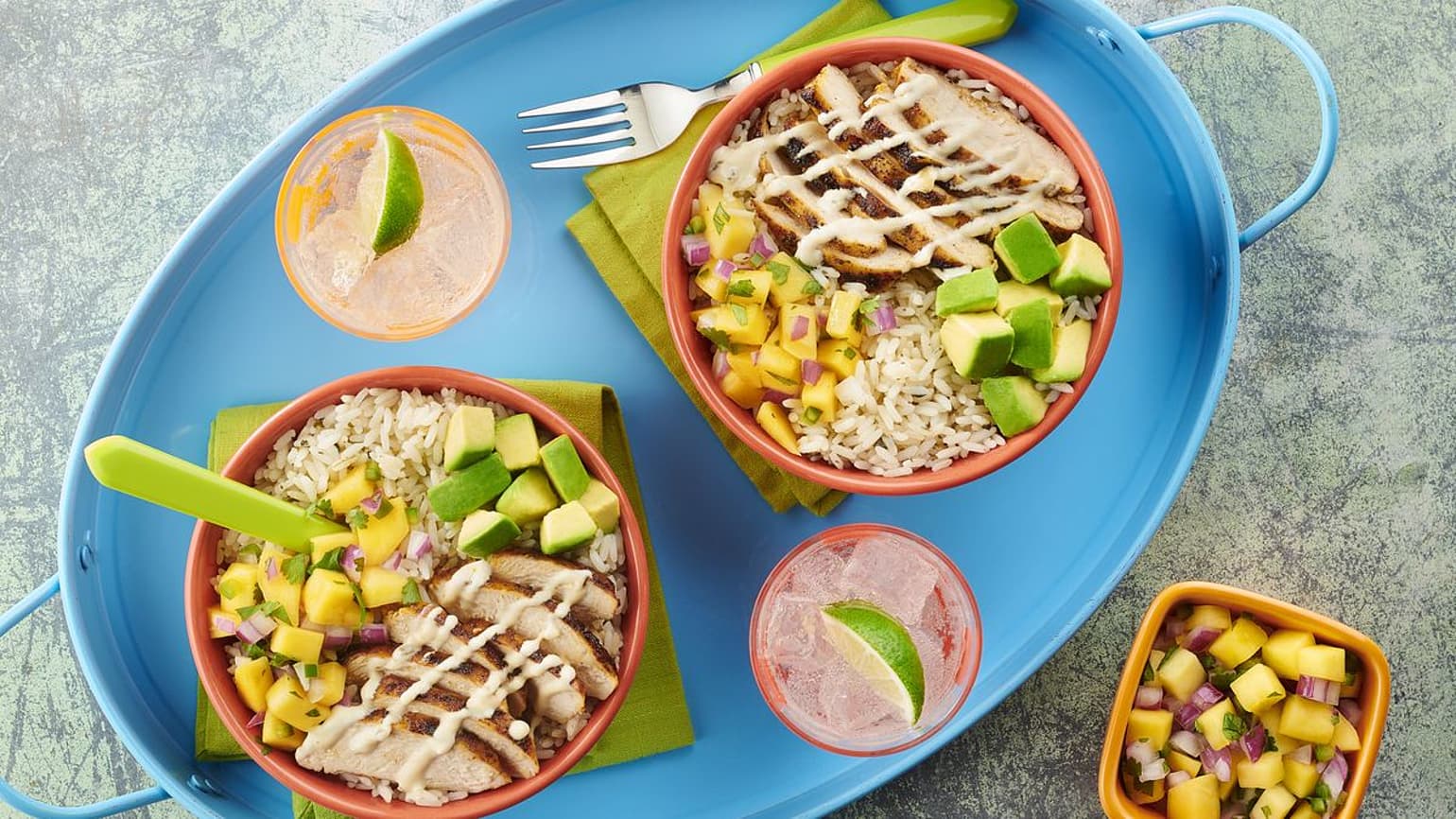 Mango Salsa Grilled Chicken Burrito Bowls Mexican Recipes Old El Paso